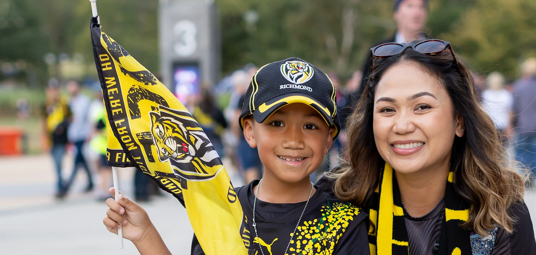 AFL_Richmond_AFL25RD7_MELBvRICH_068_HomeHero_Desktop4.webp